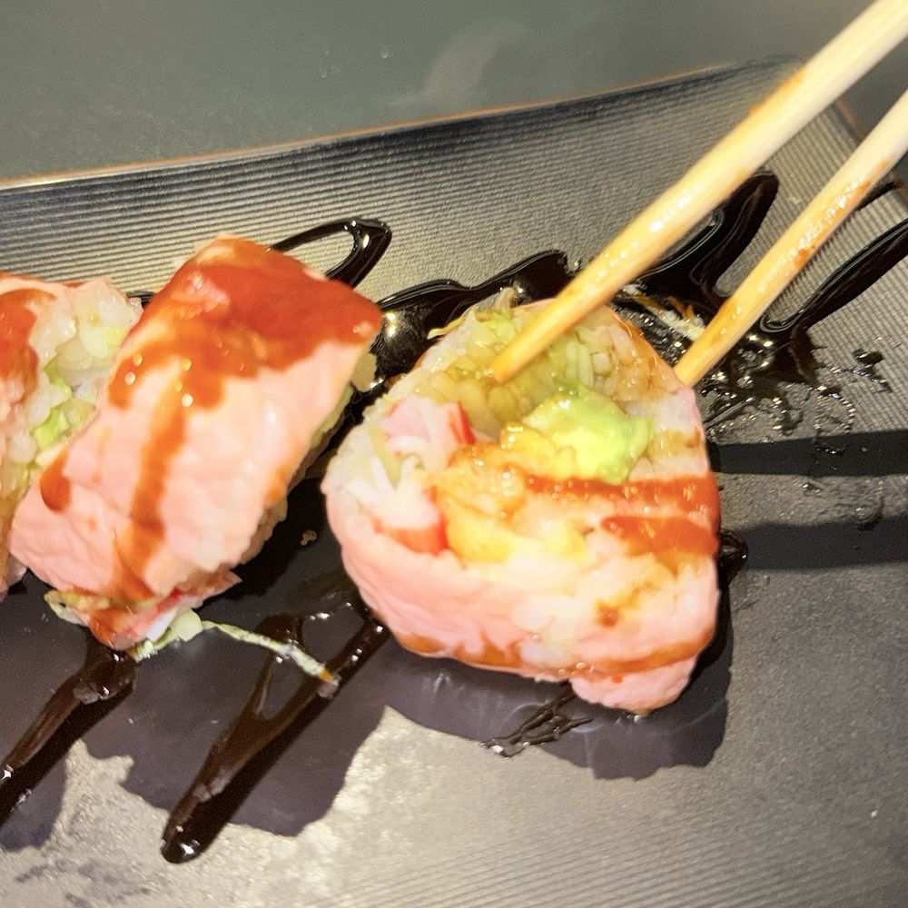 Let's Sushi - Sushi Bars Near Me - Wexford, Pennsylvania