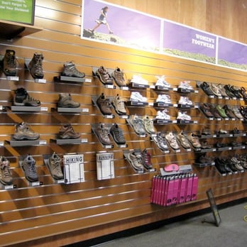 REI - Outdoor Gear Near Me - Tigard, Oregon