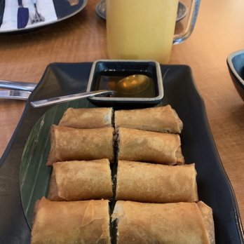 Laos Kitchen - Fried rolls (pork) and Thai Iced Tea - Laotian Near Me - San Rafael, California