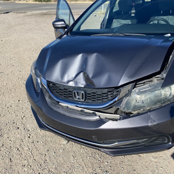 Collision Specialist - Collision accident 2015 Honda Civic Sedan. - Auto Repair Near Me - Tucson, Arizona Collision Specialist - Collision accident 2015 Honda Civic Sedan. - Auto Repair Near Me - Tucson, Arizona