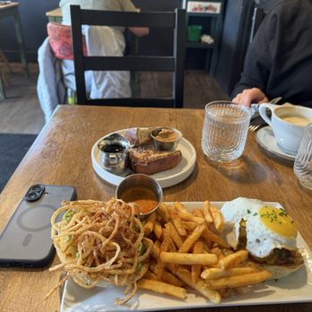 Archie's Social House - Breakfast burger and side of French toast - Bars Near Me - Traverse City, Michigan Archie's Social House - Breakfast burger and side of French toast - Bars Near Me - Traverse City, Michigan