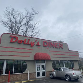 Dolly's Diner - Outside - Diners Near Me - Princeton, West Virginia