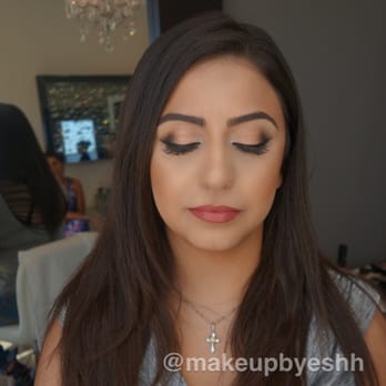 Makeup By Eshh - Soft cat eye - Makeup Artists Near Me Makeup By Eshh - Soft cat eye - Makeup Artists Near Me