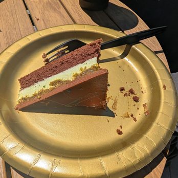 Haraz Coffee House - Dubai Chocolate Cake - Coffee & Tea Near Me - Mountain View, California Haraz Coffee House - Dubai Chocolate Cake - Coffee & Tea Near Me - Mountain View, California