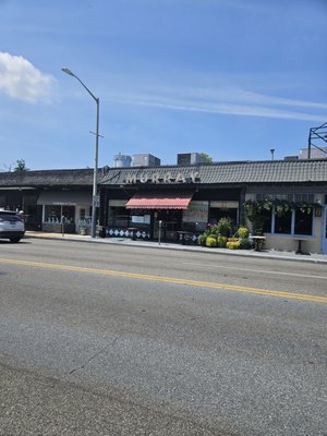 Murray's Deli by null