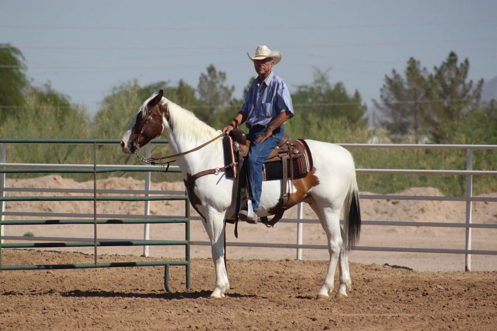 Hangin Saddle Ranch Logo