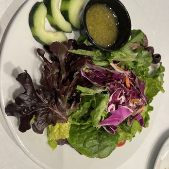 The Black Molly Grill - House salad - American Near Me - St. Augustine, Florida The Black Molly Grill - House salad - American Near Me - St. Augustine, Florida