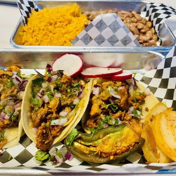 Tequileros Cantina - Chicken tacos here are fantastic! - Tacos Near Me - Lodi, California Tequileros Cantina - Chicken tacos here are fantastic! - Tacos Near Me - Lodi, California