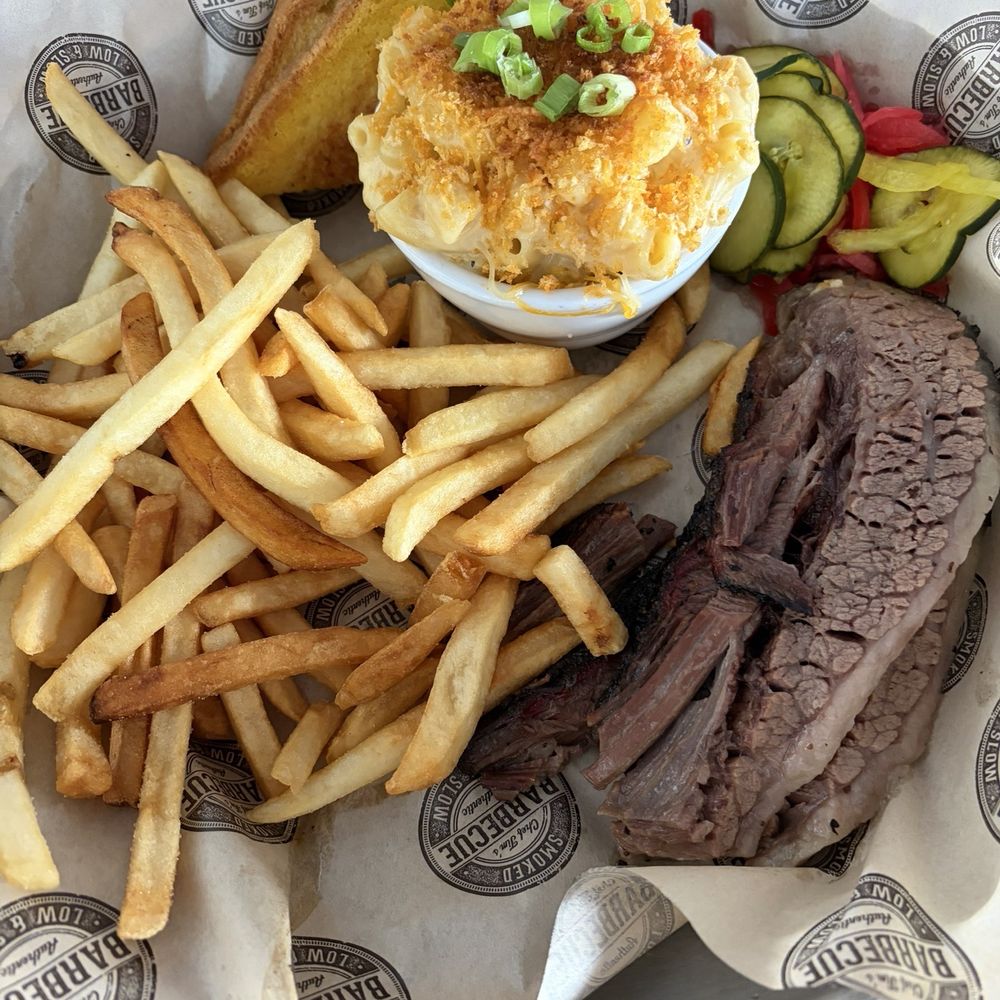Coaster Saloon - Brisket, fries, and mac n cheese plate - Beer Bar Near Me - San Diego, California Coaster Saloon - Brisket, fries, and mac n cheese plate - Beer Bar Near Me - San Diego, California