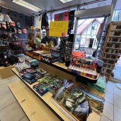 Giftville - Interior