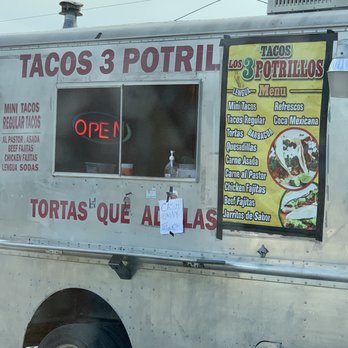 Tacos Los 3 Potrillos - Best street tacos in Abilene! - Food Trucks Near Me - Abilene, Texas