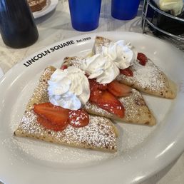 Strawberry Fruity Crepes Strawberry Fruity Crepes