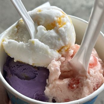 Wanderlust Creamery - Mango sticky rice, ube - Ice Cream & Frozen Yogurt Near Me - Costa Mesa, California Wanderlust Creamery - Mango sticky rice, ube - Ice Cream & Frozen Yogurt Near Me - Costa Mesa, California