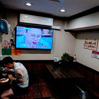 Hanyang Boonshik - Inside - Korean Near Me - Flushing, New York