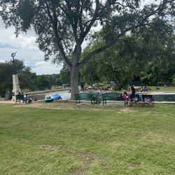 Landa Park Aquatic Complex