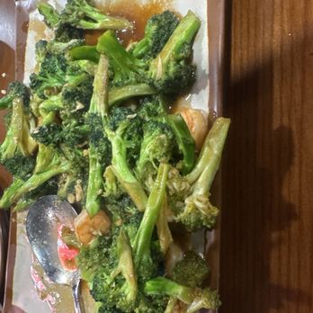 Dumpling U - Garlic broccoli shrimp - Chinese Near Me - Fresno, California