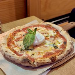 Burrata Pizza