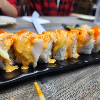 Kakuna Sushi - Niner roll - Sushi Bars Near Me - Milpitas, California