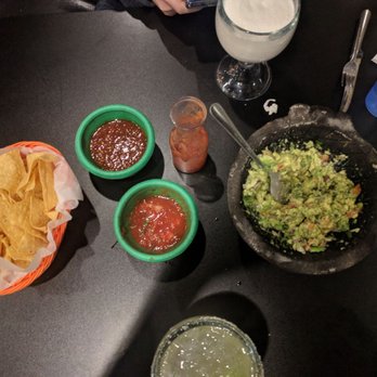 El Fogon - The dranks, the stone guac appetizer and the spicy salsa and house salsa! - Mexican Near Me - West Des Moines, Iowa El Fogon - The dranks, the stone guac appetizer and the spicy salsa and house salsa! - Mexican Near Me - West Des Moines, Iowa