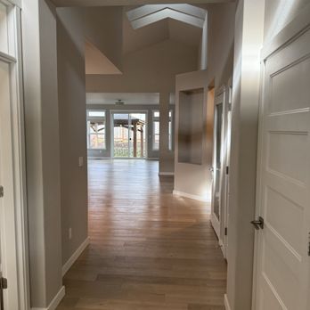 Bright and Shine - Entry and hard floors - Home Cleaning Near Me - Lakewood, Washington