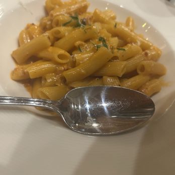 Il Fornaio - Vodka Rigatoni alla Vodka - Italian Near Me - Irvine, California Il Fornaio - Vodka Rigatoni alla Vodka - Italian Near Me - Irvine, California