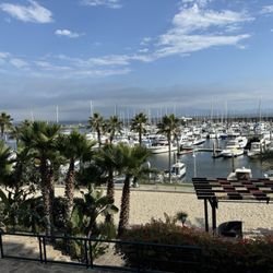 Hotel Coral & Marina - Pretty spot here. Great staff