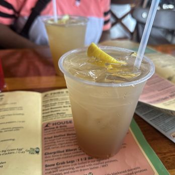 Surf Hut - Seafood Near Me - Destin, Florida