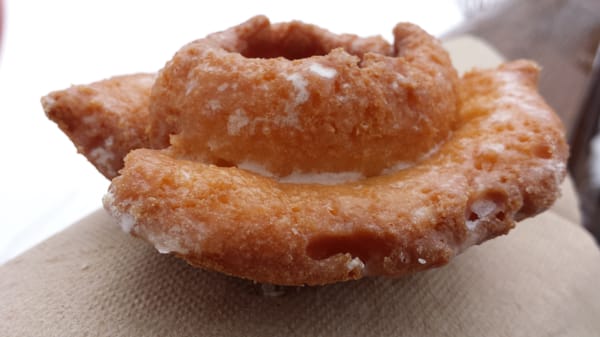 Lee Donuts by null