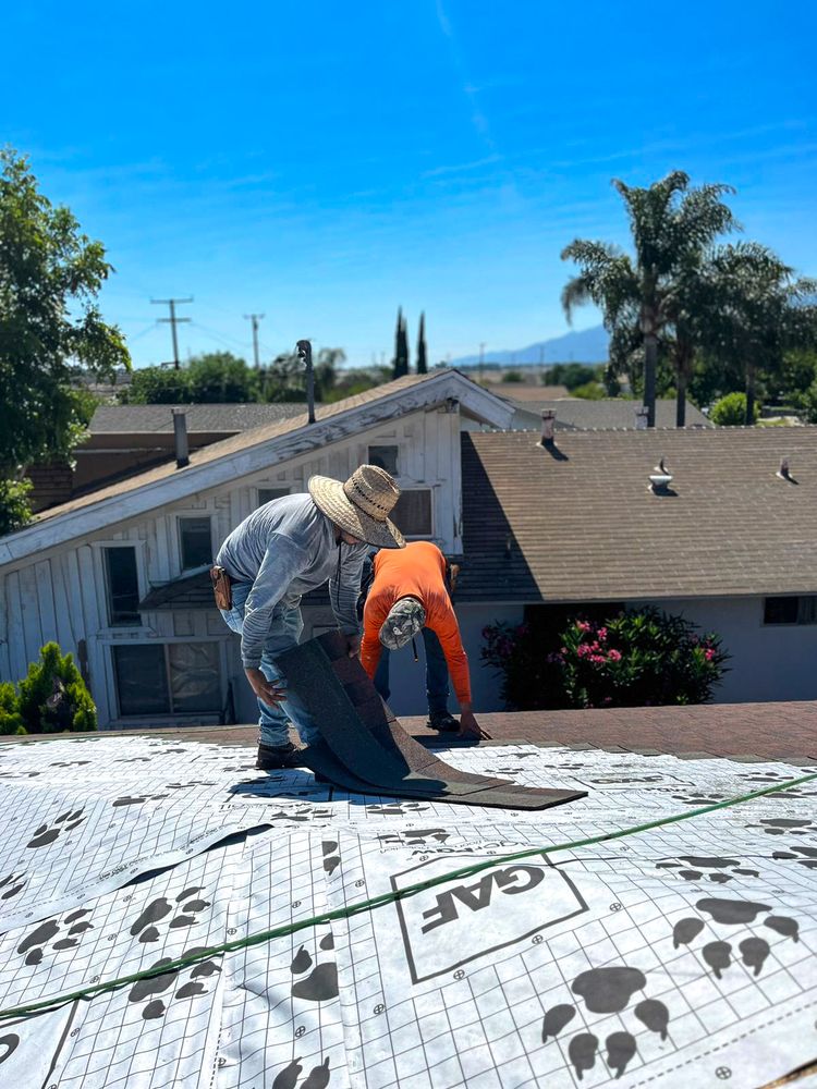 Slide of Roofing and More