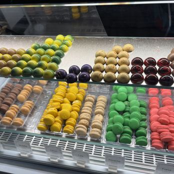 Vécu - Maccaorones and truffles - Bakeries Near Me - Lancaster, Pennsylvania