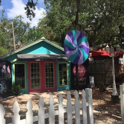 Sugar Magnolia - Sweet store front