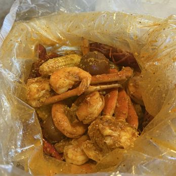 Rocking Crab - Monday special - 1/2 lb of shrimp, 1/2 lb of crawfish, 1/2 lb of crab legs - Seafood Near Me - TEMPLE TERR, Florida