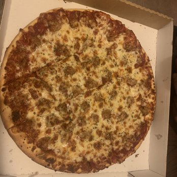 Vinny's Pizza - Full Pizza - Pizza Near Me - Dekalb, Illinois