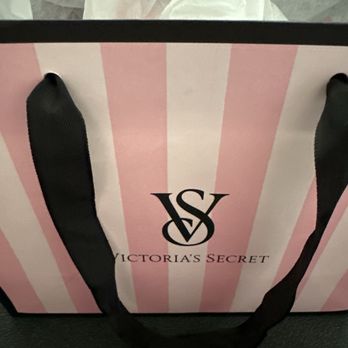 Victoria's Secret - Lingerie Near Me - Northridge, California Victoria's Secret - Lingerie Near Me - Northridge, California