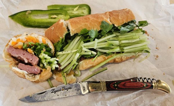 Valley Sandwiches by null