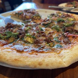 BBQ Brisket Pizza w/ Jalapeños! BBQ Brisket Pizza w/ Jalapeños!