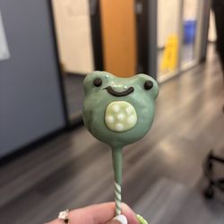 Starbucks - Frog Cake Pop