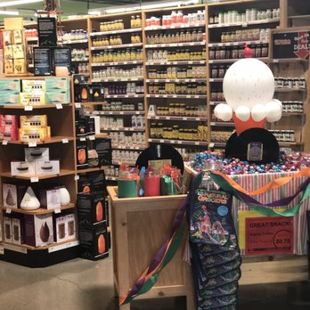 Natural Grocers - Grocery Near Me - Lakewood, Colorado