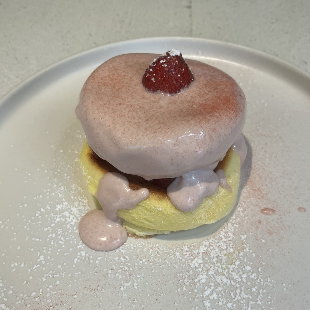 Strawberry Soufflé Pancake