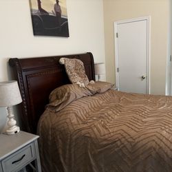 Inn at the Olde Silk Mill - Bedroom