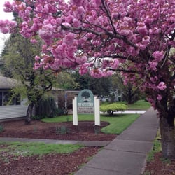Lonn D Robertson, DMD - Office Front