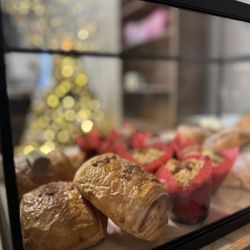 Rougé Coffee Roasters - Pastries