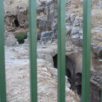Yedi Uyurlar - Landmarks & Historical Buildings Near Me - İzmir, 35
