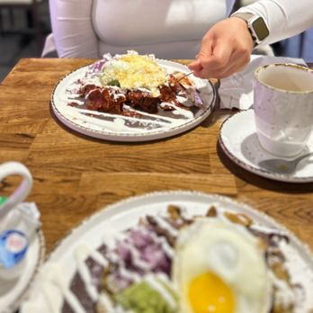 Madres Brunch - The food here was amazing!!! 10/10 definitely recommended! Thank you so much Cynthia for the delicious recommendation and great service! - Breakfast & Brunch Near Me - Riverside, California