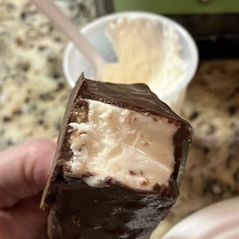 Key West Key Lime Pie Company - Creamy not frozen like a rock! - Desserts Near Me - Key West, Florida