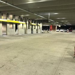 Hertz Rent A Car - No cars!