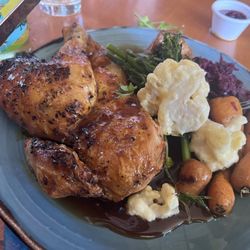 Pilot Inn - Roast chicken with trimmings