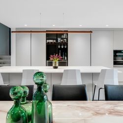 Leicht Queens - The kitchen seamlessly integrated with the living space.