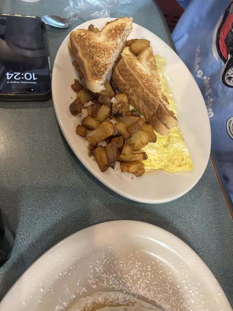 Vinny's Cafe Logo