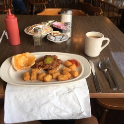 Cloverleaf Restaurant